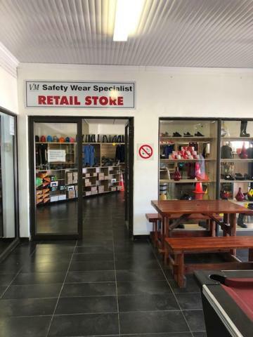Vm Truck Stop - Shell Estcourt Exterior photo